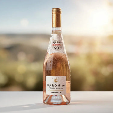 Rose flaske på et bord - Baron M, Provence Rosé 2024